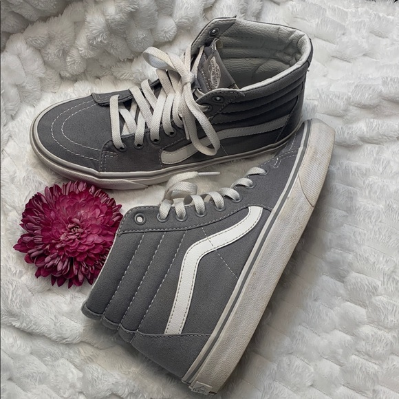 🌹 VINTAGE Vans • Gray and White High-Top Sneakers “WORLD’S #1 SKATEBOARD SHOE - Picture 3 of 15